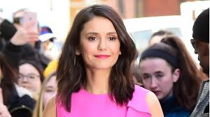 All photos and media belong to their. Nina Dobrev Sie Zeigt Ihren Neuen Freund Gala De