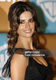 1,531 Actress Pen Stock Photos, High-Res Pictures, and Images