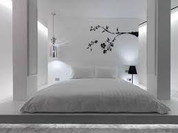 Le papier peint a repris ses droits, total look ou seulement posé sur un mur ou la tête de lit, il est plus original que la peinture et contrairement à ce que l'on pourrait penser, il est très tendance. Chambre Zen Quels Couleurs Meubles Et Decoration Choisir