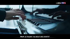 Sa famille s'inquiète, notamment sa femme, lucie. Film Le Talent Au Bout Des Doigts Lci