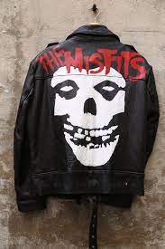 Awesome Hand Painted Misfits Jacket Punk Leather Motorcycle Etsy Painted Leather Jacket Painting Leather Punk Jackets
