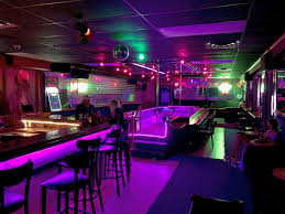 You will study 6 advanced lap dance moves through online videos, and guidelines. Alabama Strip Clubs Open Not Revealing Pandemic Lap Dance Policy Al Com