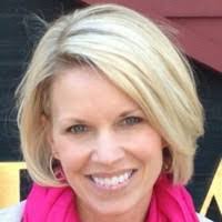 Kelly Petrowski's Instagram, Twitter & Facebook