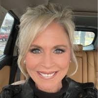 Latoshia Thompson's Instagram, Twitter & Facebook