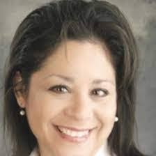 Carolyn Gant's Instagram, Twitter & Facebook