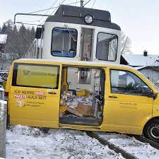 Track parcels and packages now. Zugspitzbahn Prallt Gegen Dhl Auto Bahn Drama In Grainau Ermittlungen Laufen Grainau