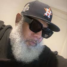 Kevin MrBigg Smith (@biggdabarber) • Instagram photos and videos