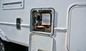 This guide is based on the suburban water heater commonly found in most heartland rvs. The Best Rv Water Heater Buying Guide For 2021 Kempoo