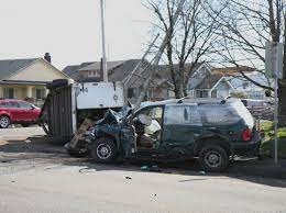200 e market st aberdeen, wa, wa 98520. Possible Dui Crash In Aberdeen Sends Three To The Hospital Sunday The Daily World