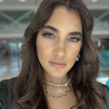 Stephanie Gomez Diaz added a new photo.