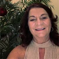 Laurie Huffman's Instagram, Twitter & Facebook