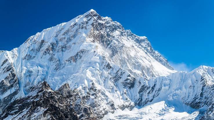 Mount Everest: The deadly history of the world's highest peak | Live Science