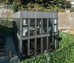 Purpose:photography for event, home, festival, holiday, family, wedding, video studio, photo studio. Garden Wall House 2 U L A Design Archdaily