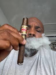 Does this happen to anyone while trying to focus?