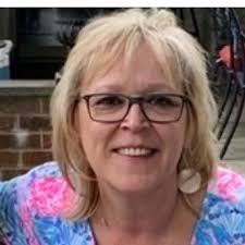 Anna Crone (@nushka_ac)