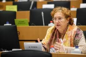 Avocatul poporului e reprezentat de o singură persoană: Lista ScurtÄƒ A CoaliÈ›iei Pentru Avocatul Poporului Cu Cine Vor Pnl È™i Udmr S O InlocuiascÄƒ Pe Renate Weber Hotnews Mobile