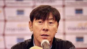 Kepada Klub Inggris, Elkan Baggott Bongkar Sosok Shin Tae-yong Sebenarnya:  Kami Memiliki Pelatih yang …