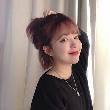 春ファッションにぴったり ヘアゴム１本でできる タンバルハーフアップ ヘアスタイリング 前髪 スタイル 韓国 タンバルモリ