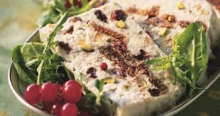 Terrine De Roquefort Aux Figues Et Fruits Secs Terrine Recette Blanquette Recettes De Cuisine