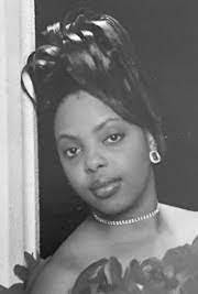 Denise Drummer's Instagram, Twitter & Facebook