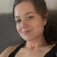 Rebekah Petty's Instagram, Twitter & Facebook