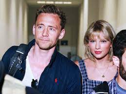 She then dated actor tom hiddleston for three months. It S Ok To Start Speculating About Taylor Swift S Tom Hiddleston Songs Yes Wired