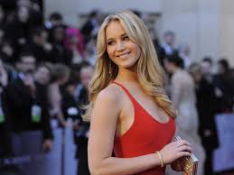 Heres Why 4Chan And Reddit Can Host Nude Images Without Peoples Permission