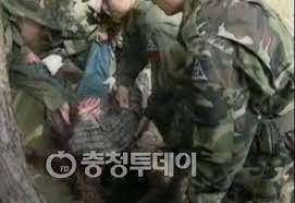 해당 인물이 백소령이라고 사칭하여 군단 백소령 사건 이라고도 한다. 18ë…„ì „ ë¬´ìž¥ê³µë¹„ ì†Œíƒ• ê·¸ ë‚ ì˜ ì´ì„± ì•„ì§ë„ ìƒìƒ ì‚¬íšŒ ê¸°ì‚¬ë³¸ë¬¸ ì¶©ì²­íˆ¬ë°ì´