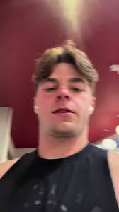 back bi day#gym #gymtok #imgay @Drew Doherty