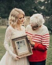 Bride Surprises Grandmother By Wearing Her Wedding Dress From The 1960s Wedding Photography Poses Family Bride Photoshoot Wedding Photos Poses