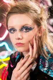 Maquillajes y peinados de pasarela para disfrazarte en Halloween