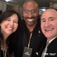 Glad to have had the opportunity to honor Robert Kraft, Anthony Anderson,  “Pinky” Cole Hayes, and other honorees at the UNCF Annual Gala, in support  of UNCF's critical work