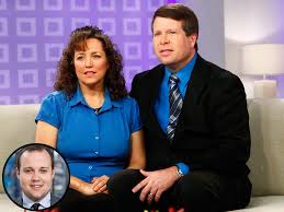 Josh duggar's parents sent their son to little rock in march 2003 after learning he repeated behavior he had admitted in 2002 and had been disciplined for at that … Josh Duggar Molestation Scandal Tontitown Arkansas Residents Speak Out People Com