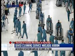 => berkomentarlah dengan sopan => baca info loker dengan cermat sebelum bertanya. Kerja Keras Divisi Cleaning Service Masjidil Haram 24 Jam Menjaga Kesucian Masjid Bis 09 06 Youtube