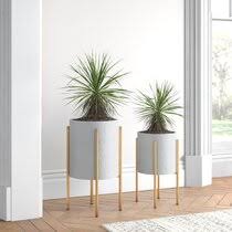 Using autentico outdoor versante matt i am painting my outdoor garden pieces to give them a freshen up for spring and a pop of colour in the garden. Outdoor Garden Pots Joss Main