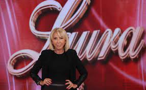 Ella se encuentra en nuestro país televisa cancelará programa de laura bozzo pero anuncia nuevo proyecto con la presentadora. Laura Bozzo Hara Programa Para Jovenes