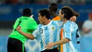 El 25 de junio de 2011 el técnico de argentina sergio batista lo incluyó en la lista de convocados de la selección argentina para la copa américa 2011. Como Le Fue A La Seleccion Argentina En El Debut De Los Juegos Olimpicos Tyc Sports