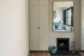 Une Petite Maison Londonienne Aux Accents Contemporains Madame Decore Maison Georgienne Maison Cheminee En Ardoise
