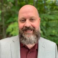 1100+ profilů „Younce“