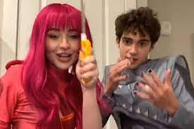 In january, joshua bassett made headlines after fans deduced that olivia rodrigo's hit single 'drivers license' was possibly inspired by him breaking up with his high school. Tfxlbrd Xfa7hm