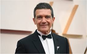 El actor nos recibe en exclusiva en málaga, para hablarnos sobre sus próximos. Qrpgzny8wz2e M