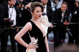 Tỷ giá được cập nhật lúc và chỉ mang tính chất tham khảo. Dan Ná»¯ Chinh Kiá»u Ná»¯ Va Ä'áº¡i Gia Giá» Ra Sao Bao NgÆ°á»i Lao Ä'á»™ng