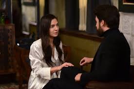 Alp navruz ve ceren yılmaz'ın başrollerini paylaştığı 'zümrüdüanka' dizisinin ilk tanıtımı yayınlandı. Episode 1 3 2020