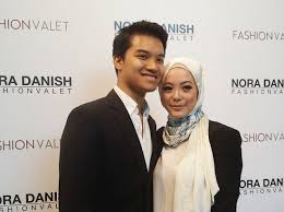 London shopping haul vivy yusof. Saksikan Rancangan Realiti Kehidupan Usahawan Ikon Fesyen Vivy Yusof Di Astro Ria Wanista Com