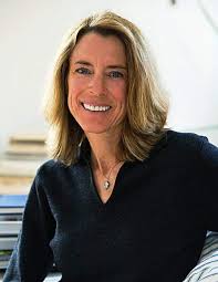 Karin Teague's Instagram, Twitter & Facebook