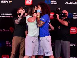 135 5 things you didn't know about pannie kianzad. Correia Vs Kianzad Picks What Bet Splits Dfs Advice Tell Us For Ufc Fight Night Bout Draftkings Nation
