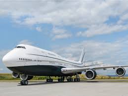 Powered by a team of four general electric genx engines, the plane can fly 8,000 nautical and if you'd like the lounge in another design, no problem! Boeing Business Jet 747 8i World S Largest Private Jet Photos Interior
