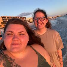 Planning to enjoy the long weekend in Hershey? Here's some helpful  Hersheypark Halloween and Dark Nights hints to know before you go: 🕐 Park  Hours: https://bit.ly/2KvLAF6 🎃 Thrill Guide: https://bit.ly/4gjrkES 🍽️  Foodie