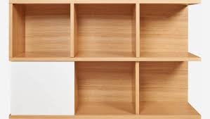 Produit en utilisant du bois massif. Ivy Bibliotheque Basse En Chene A Porte Coulissante Blanche Habitat