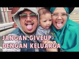 Sebenarnya itu adalah permintaan yang biasa dari seorang anak pada ibunya, namun tidak bila anaknya sudah sebesar ini, dengan bulu yang sudah tumbuh disekitar kemaluannya. Harta Yang Tak Ternilai Youtube